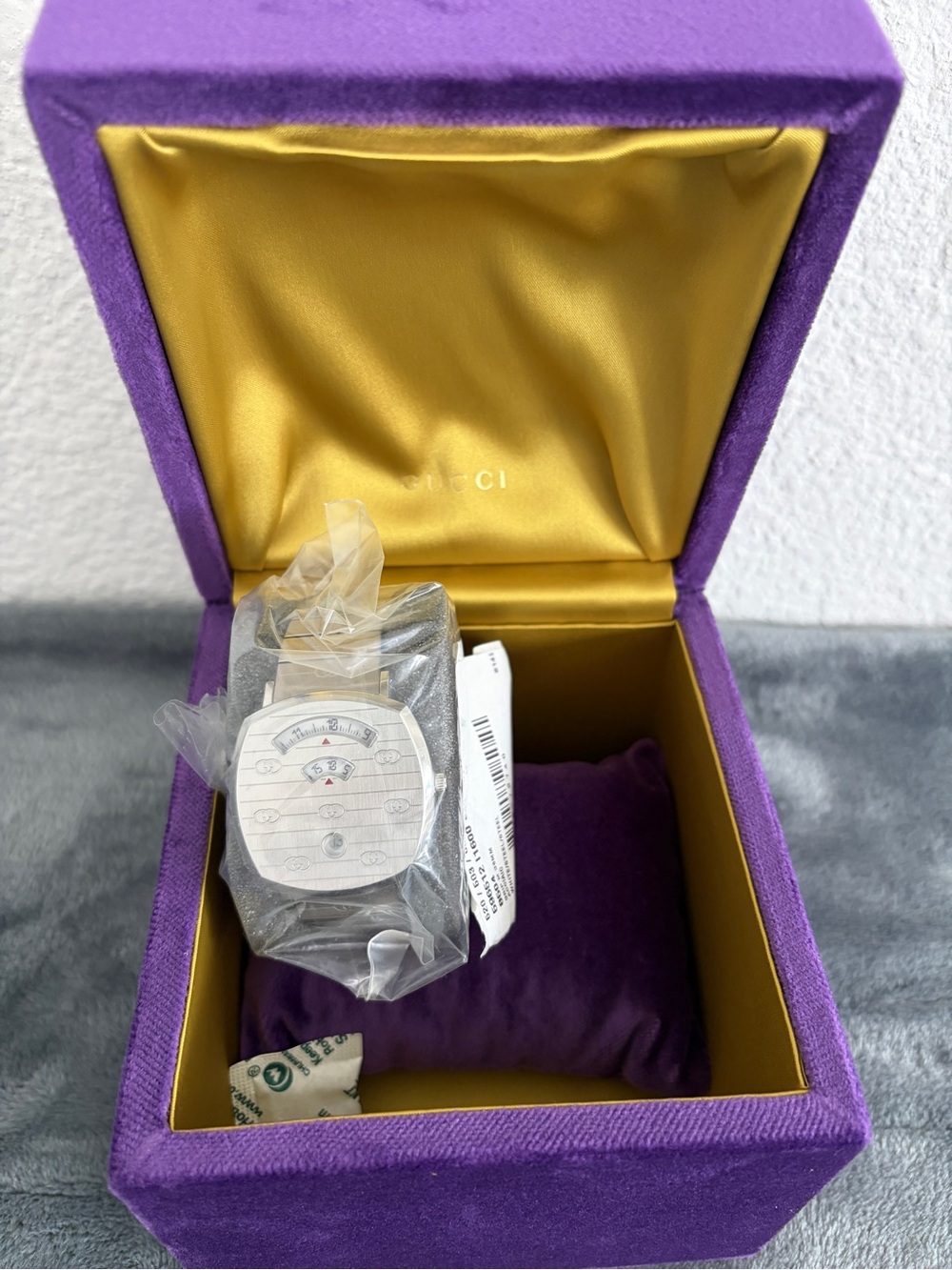 Brand New Gucci Grip Watch Silver Stainless Steel Quartz 38mm - Picture 12 of 12